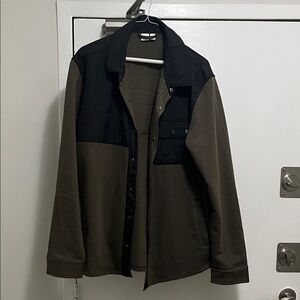 tentree Men's Black and Tan Lightweight Shacket